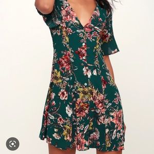 COPY - Lulu’s small Green Floral button down dress! NWOT TB